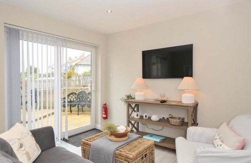 West Looe Apartment | Evelyn