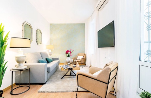 Santa Cruz Apartment | Excellent 2 bedrooms duplex in Santa Cruz Quarter. Lope de Rueda