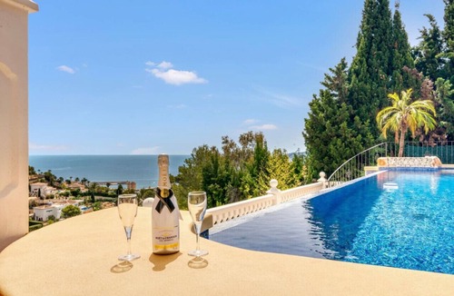 Aduanas House | Exclusive Villa With Panoramic Sea Views