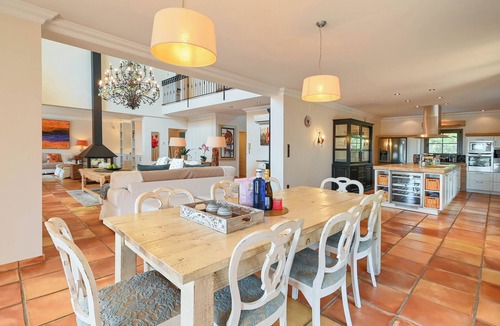 Moravit Villa | Experience Ultimate Luxury and Convenience at our 5-Star Villa with Private Pool
