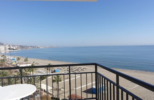 Torreblanca Apartment | Fabulous beachfront location - los Boliches.