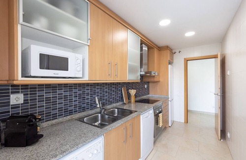 Salou City Centre Apartment | Family apartment close to PortAventura - UHC SPA AQQUARIA