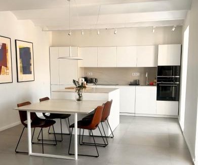L'Antiga Esquerra de l'Eixample Apartment | Flat by Forgetmenot