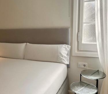 L'Antiga Esquerra de l'Eixample Apartment | Flat by Forgetmenot