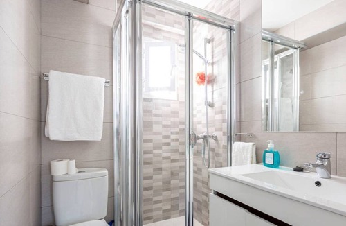 El Pilar Condo | FLAT SUITE LA VAGUADA