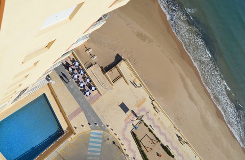 Plaza De La Costera Apartment | Gandia, stunning ocean views, beachfront