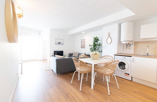 Canet de Berenguer Apartment | Global Properties: Apartment on the beach of Canet d'en Berenguer