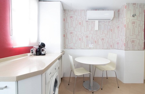 Port de Sagunt Apartment | Global Properties: Central 4-bedroom apartment