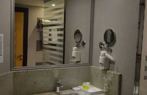 Ha'il Hotel | Golden Tulip Hail