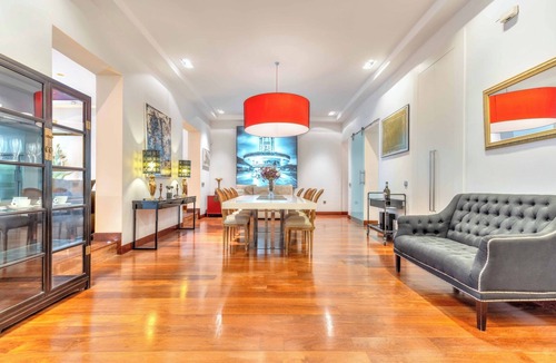 Malasana Apartment | Gorgeous 230sqm bright and spacious apartment! By Gran Via!