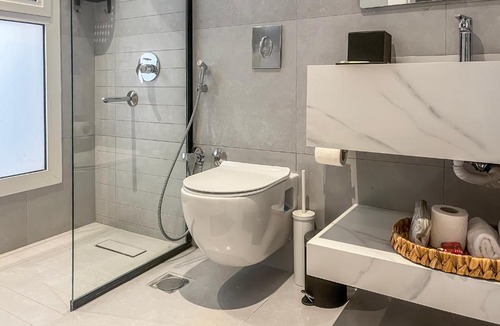 Riyadh Apartment | GR Premium- Cozy apartment in Rabi w/ Garden view