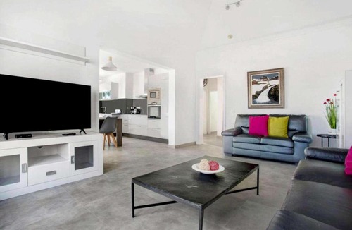 Matagorda Villa | Grama