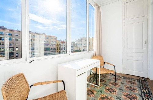 Esquerra de l'Eixample Apartment | Gran Vía Historic Catalan 4BD for Families