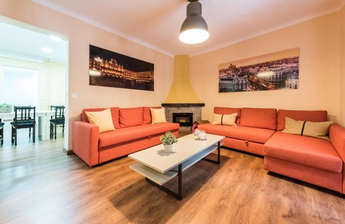 Barrio de La Latina Apartment | Grand Apartment La Latina