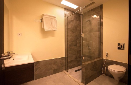 Al Mubarraz Hotel | Grand Lily Hotel Suites