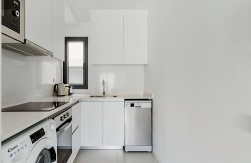 La Nova Esquerra de l'Eixample Apartment | Great Antiga Esquerra de l'Eixample 2BR, Furnished, by Blueground