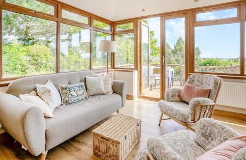 Llanelli House | Halfstone House