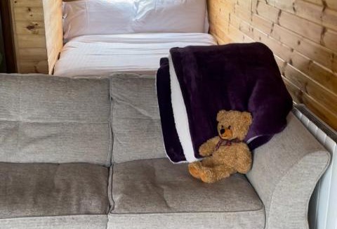 Bathgate Ski Chalet | Hare's Warren