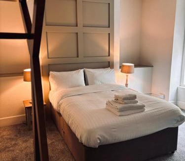 Aberystwyth Hotel | Harley's