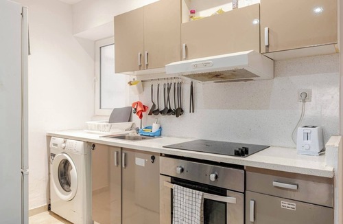 Safranar Apartment | Harmony Stay Apartment Patraix