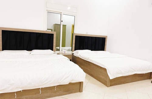 Al-Hamra'a Bed & Breakfast | Hasy's House-You Jia