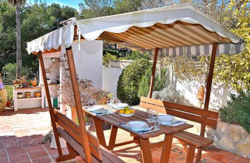 Pinar del Advocat House | Holiday Home El sueno de Jeanne-Marie by Interhome