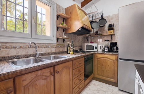 Monte Pego House | Holiday Home 'Monte Pego' with Sea View, Wi-Fi and Air Conditioning