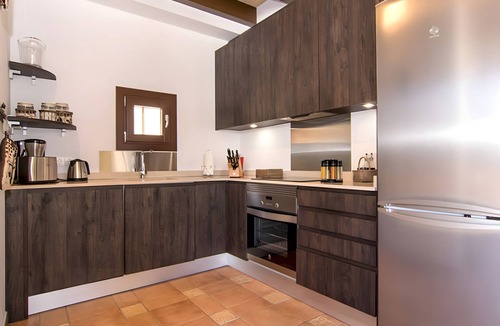 Son Moll House | Holiday Home 'Pescadores' with Sea View, Private Terrace and Air Conditioning