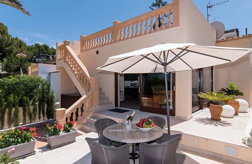 Son Moll House | Holiday Home 'Pescadores' with Sea View, Private Terrace and Air Conditioning