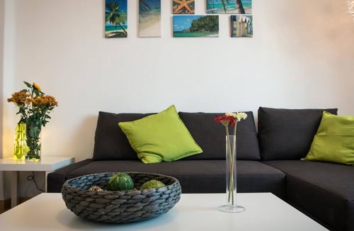 Ensanche Centro Apartment | Holidays2Malaga Heredia 3 bedrooms & 2 bathrooms