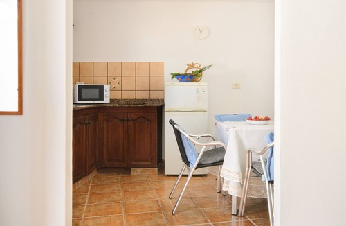 Mozaga House | Home In Central Location with Vegetable Garden, Terrace, Mountain View & Wi-Fi; Parking Available