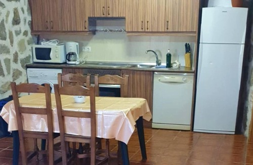 Navaluenga House | Homerez - Big house for 9 ppl. with terrace at Navaluenga