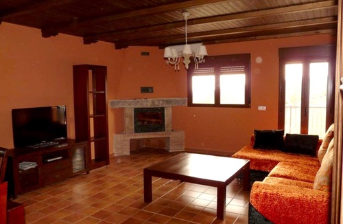 Villamiel House | Homerez - Big house for 19 ppl. with garden and terrace at Villamiel