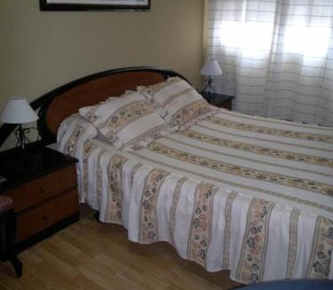 Villarejo de Salvanes House | Hostal Carmelo