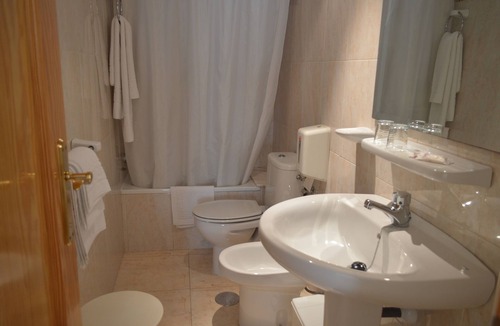 Almoradi Hostel | Hostal El Retiro