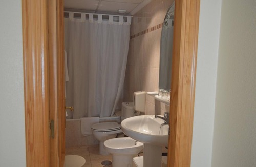 Almoradi Hostel | Hostal El Retiro