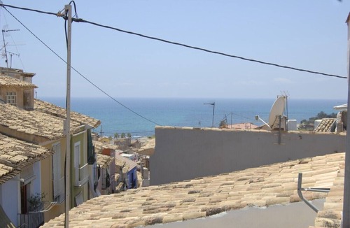 Old Town House | House in Old Town - roof terrace with sea views - 2 mins. to beach