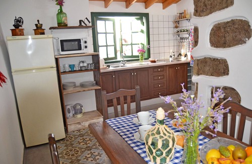 La Guancha House | House of S. XX newly renovated. Ideal for hiking. Quiet zone.