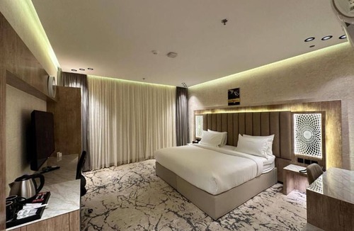Umluj Hotel | Hyatt Town 3
