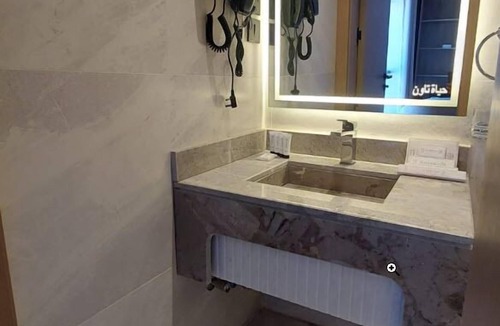 Umm Lajj Hotel | Hyatt Town 4
