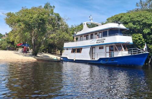 Ponta Negra Boat Rental | Iate AmazonHunter