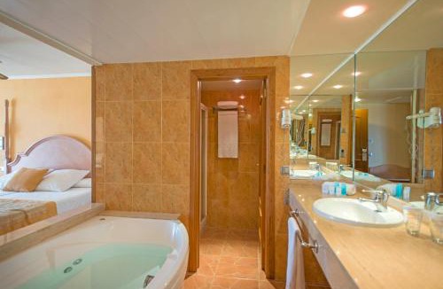 Costa de la Calma Hotel | Iberostar Selection Jardín del Sol Suites - Adults Only