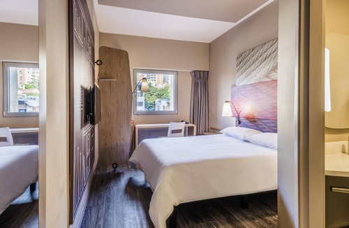Cali Hotel | ibis Cali Granada