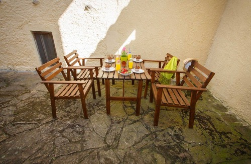 Pinuecar House | In the Hotensia House you can enjoy all the comforts of the city