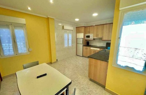 Bermeo Apartment | Irakas Etxea - Piso en Zona Tranquila de Bermeo