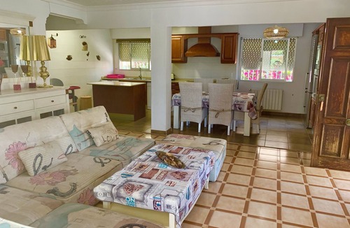 Oliva Ski Chalet | Isabel Villa 150m from the sea, Horse Show 5 klm