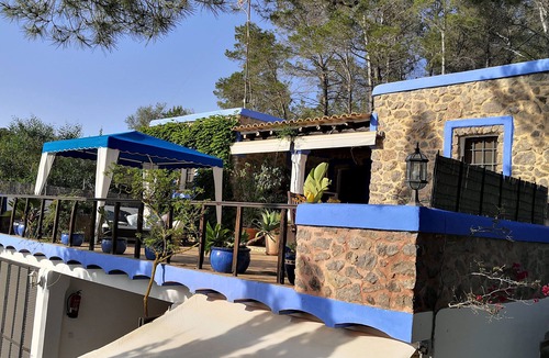 Sant Miquel de Balasant Villa | JULY LAST MINUTE OFFER! 29/06-13/07 Typical stone ibizan pool country villa.