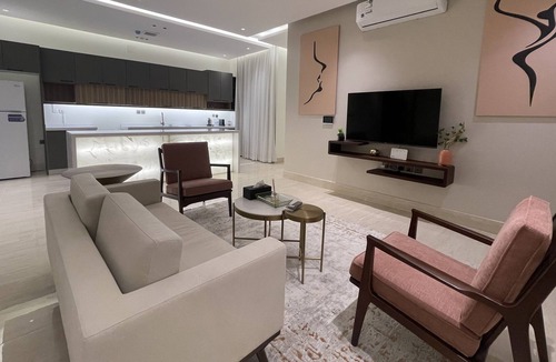 Riyadh Apartment | Kease Mughrizat C-1 Royal touch GZ57