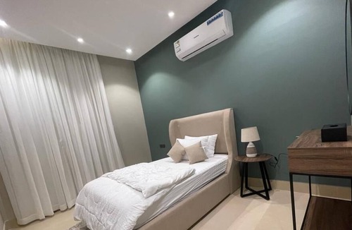 Riyadh Apartment | Kease Narjis B-6 Luxury Gold AG64