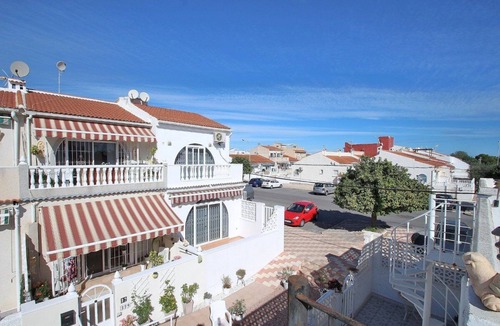 La Siesta House | La Casita Blanca in Torrevieja-Your idlyllic house in Costa Blanca